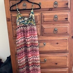 NWT Hem & Thread Women’s Rose and Green Maxi Dress, Size Large.